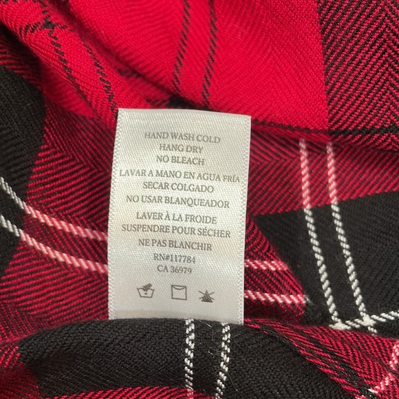 Rails Top Blouse S Casual Button-down Long Sleeve Plaid Red and Black EUC - Picture 10 of 10
